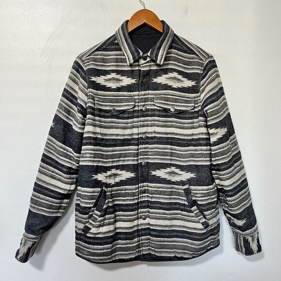 Faherty Reversible Quilted Bondi Jacket Size S Navy Aztec Southwestern Men's NEW - Picture 2 of 13